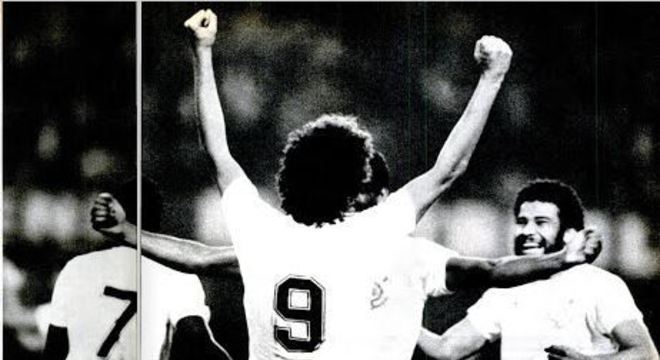 1982 - Corinthians 5 x 1 Palmeiras - Em jogo válido pelo Brasileirão, o Timão goleou o seu maior rival por 5 a 1. Casagrande, com três gols, foi o destaque do jogo. Sócrates e Biro-Biro fecharam o placar. 