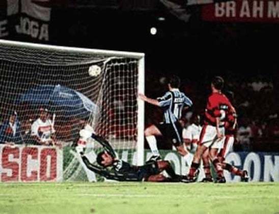 1997 - O clube voltou à final sete anos depois, mas acabou com o vice-campeonato ao ser derrotado pelo Grêmio, Antes da decisão, o Fla eliminou Nacional-AM, Rio Branco-AC, Inter e Palmeiras.
