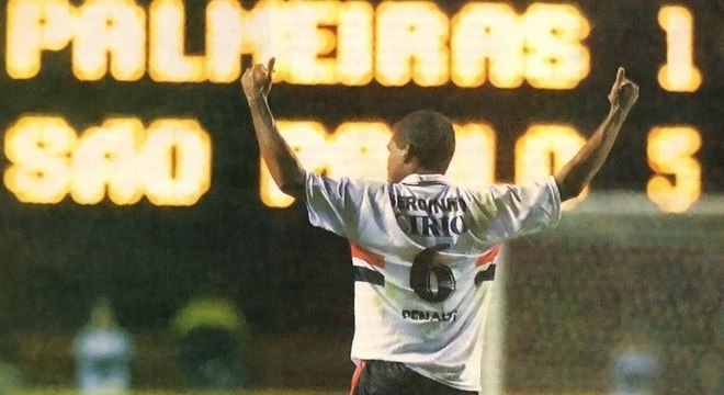 1999 - São Paulo 5 x 1 Palmeiras - O Tricolor de Carpegiani não tomou conhecimento do Palmeiras de Felipão, que disputaria o jogo de volta contra o Corinthians, pelas quartas de final da Libertadores, dias depois. A vitória pelo Paulistão de 1999 veio com gols de Serginho (3), Marcelinho Paraíba e Edu. Arce descontou.