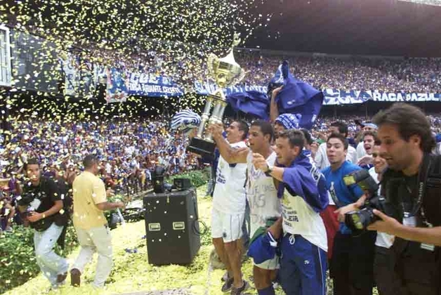 2º - Cruzeiro de 2003 - 60 pontos.