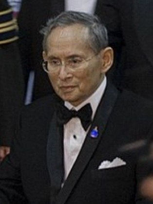 2º lugar: Bhumibol Adulyadej