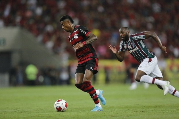 2º lugar - Fluminense 1 x 1 Flamengo - 2º jogo da final do Carioca 2022 - Público pagante: 64.709 - Estádio: Maracanã 