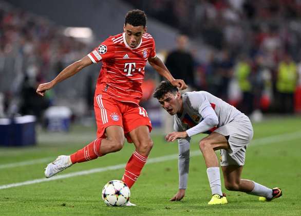 2º lugar: Jamal Musiala (19 anos / alemão / atacante do Bayern de Munique-ALE)