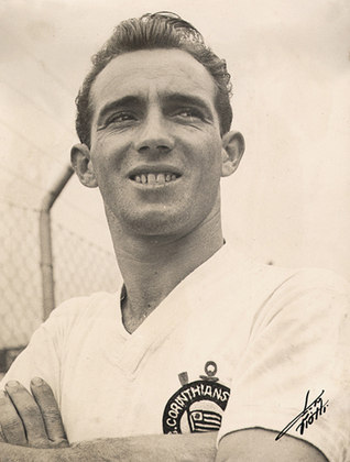 2º Luizinho (1948 a 1967)- 607 jogos e 174 gols. O atacante tem 9 títulos. Os principais: os Paulistas de 1951, 1952 e 1954.