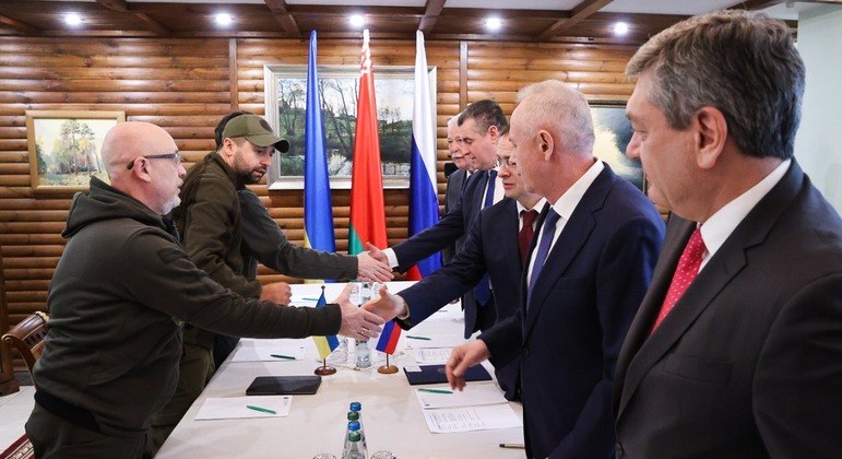 Segunda reunião entre Rússia e Ucrânia ocorreu no território de Belarus