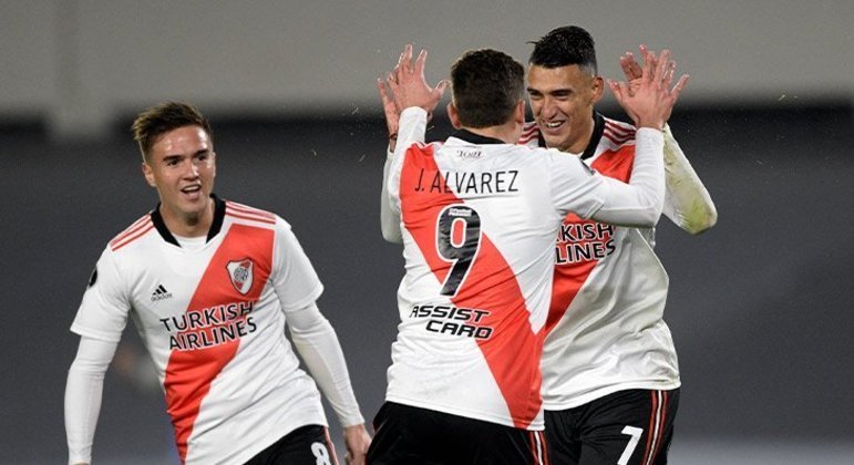2° - RIVER PLATE (ARG): 3,74 milhões de interações