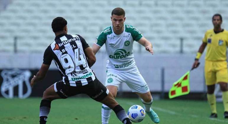20° colocado - CHAPECOENSE (10 pontos) - 22 jogos - Título: 0% - G6: 0% - Rebaixamento: 99,27%
