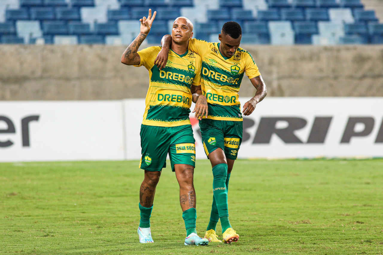 LosF: Clubes Brasileiros Querem Nova Liga! 