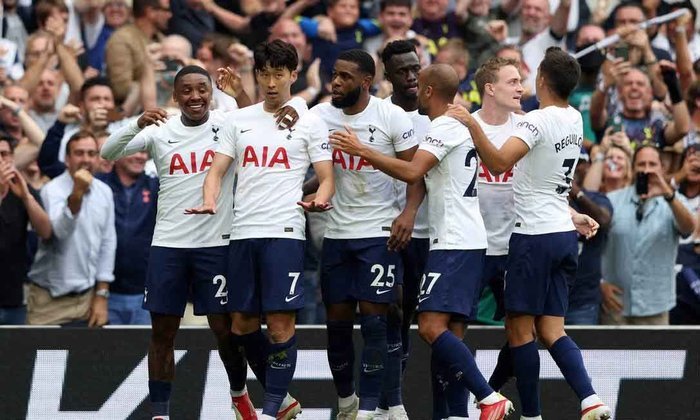 20º - Tottenham / Principal modalidade do clube: futebol. Interações no mês de abril: 2,41 milhões.
