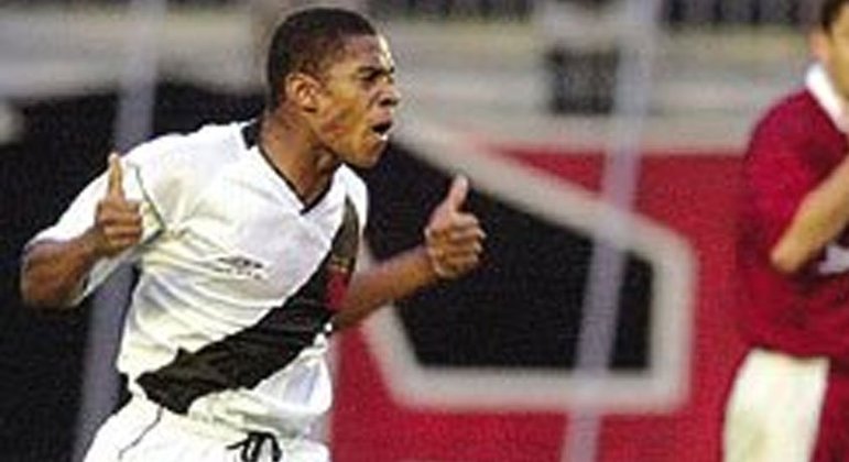 2002 - Ely Thadeu (Vasco 3x0 Bangu - Carioca).