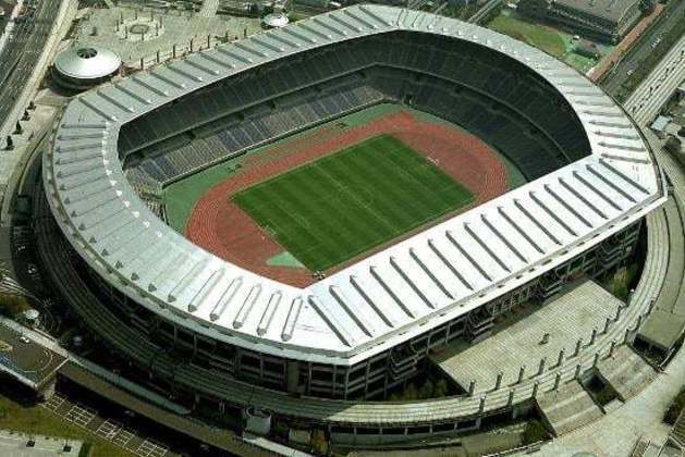 2002 - ESTÁDIO INTERNACIONAL DE YOKOHAMA - Yokohama, Japão - Brasil 2 x 0 Alemanha