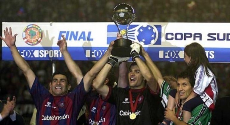 2002 - San Lorenzo-ARG x Atlético Nacional-COL - Campeão: San Lorenzo-ARG