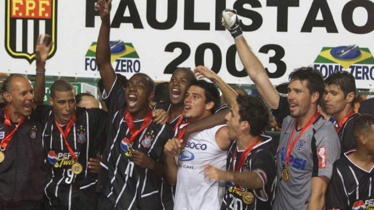 2003 - Campeão: Corinthians / Vice: São Paulo.