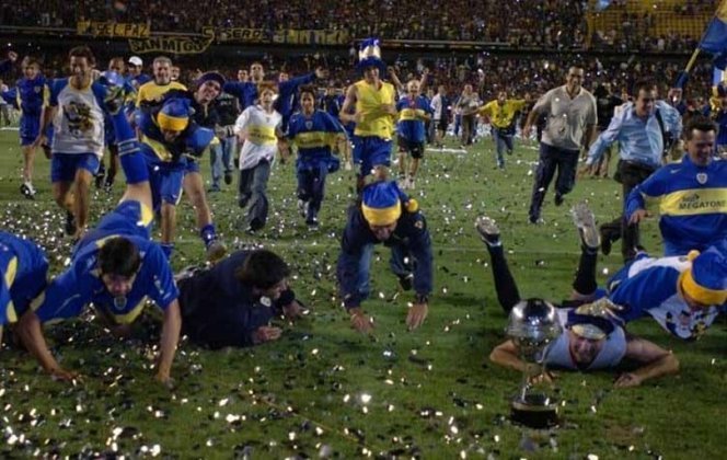 2005 – Boca Juniors-ARG x Pumas-MEX – Campeão: Boca Juniors-ARG