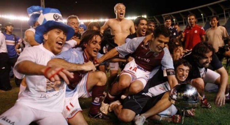 2007 - Arsenal de Sarandí-ARG x América-MEX - Campeão: Arsenal de Sarandí-ARG