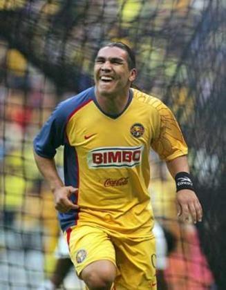 2007 - Cabañas, do América (MEX), foi o artilheiro da Libertadores com 10 gols.