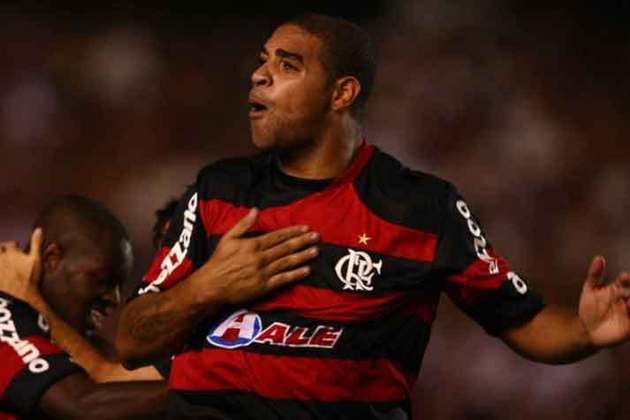 2009 - Adriano (Flamengo): 19 gols.