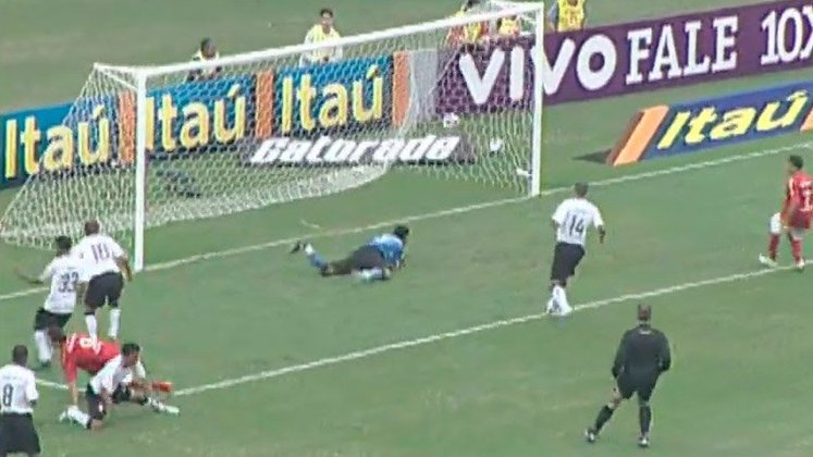 2009: Corinthians 0 x 1 Internacional (Pacaembu) - Corinthians terminou em 10º