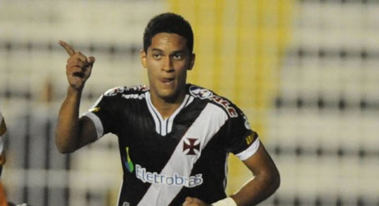2011 - Rômulo (Nova Iguaçu 3x2 Vasco - Carioca).