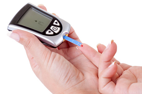 Avaliação dos níveis de glicose no sangue é o padrão para o diagnóstico de diabete