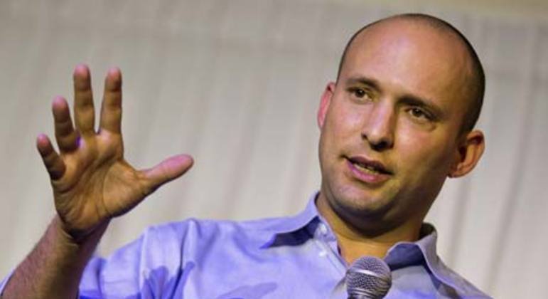 Naftali Bennett substitui Netanyahu como primeiro-ministro