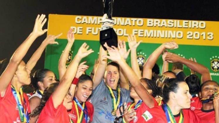 Os maiores campeões do Brasileirão feminino: times que já