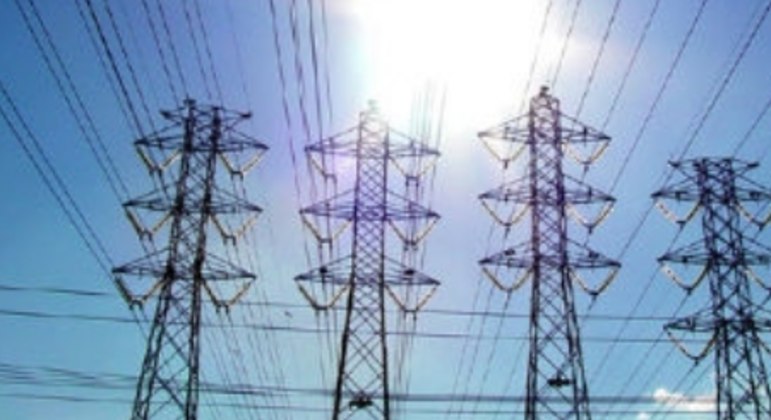 Redes de transmissão de energia: em setembro, contas de luz ficarão mais caras
