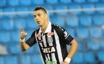 Marcelo Toscano é um atacante do futebol brasileiro e que defende o Figueirense