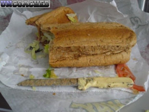 Nos EUA, um sanduíche do Subway veio com rato de brinde