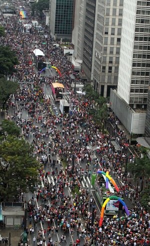 Para Associação da Parada do Orgulho LGBT de São Paulo, decreto é reconhecimento