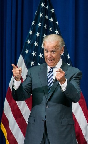 Joe Biden sugeriu que uma delegação brasileira visite os EUA em breve para discutir o tema
