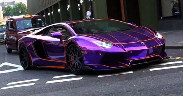 Fotos De Camaro 2016 >> Lamborghini roxo que brilha no escuro aparece 'cuspindo ... Fotos De Camaro 2016 >> Lamborghini roxo que brilha no escuro aparece 'cuspindo ...