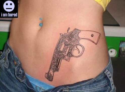 Tatuagem de arma: a vítima pode ser VOCÊ! - Fotos - R7 Hora 7