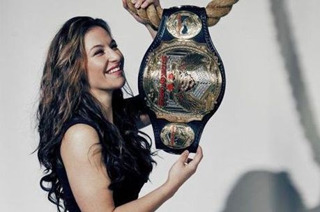Ex-campeã do Strikeforce, Miesha Tate vem de derrota no UFC