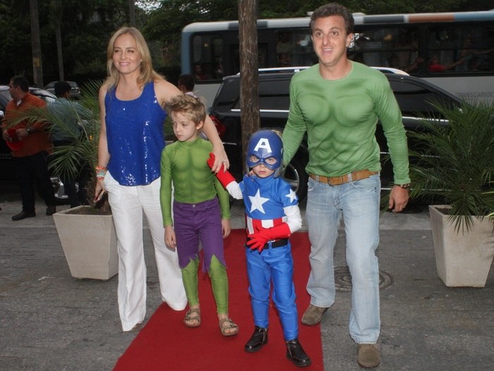 roupa para aniversario infantil a noite