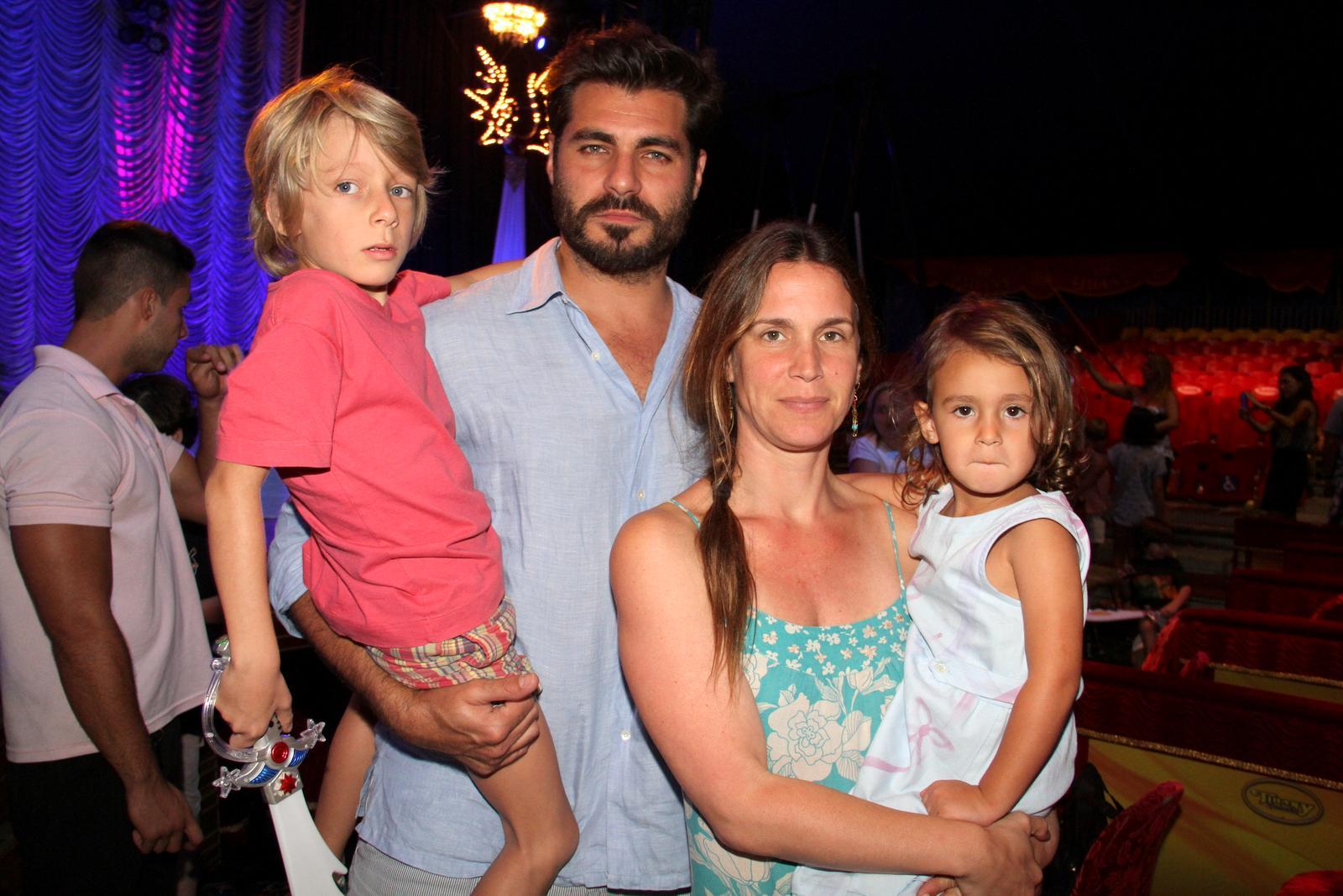 Thiago Lacerda e Vanessa Lóes levam os filhos ao circo - Fotos - R7 ...
