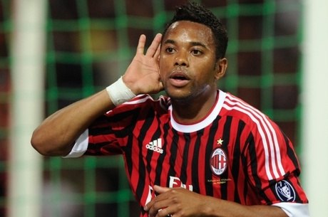 Sem acordo com o Flamengo, Robinho está perto de fechar com clube da Turquia