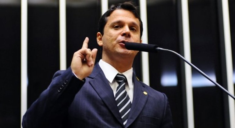 Senador Reguffe discursando no Senado