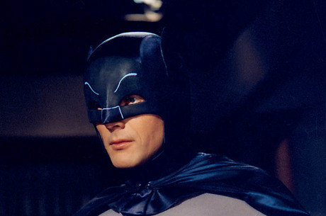 Morre Adam West, o eterno Batman dos anos 60 - Entretenimento - R7 Pop