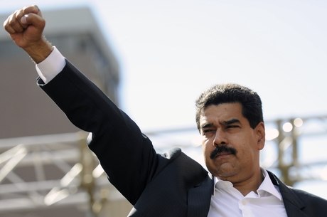 Maduro encorajou gregos a "romper suas amarras" com o FMI
