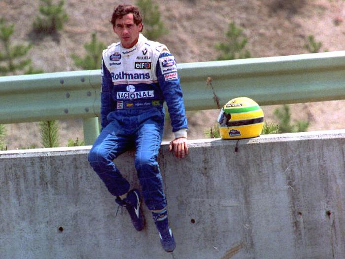 Tricampeonato de Senna na Fórmula 1 completa 25 anos - Esportes - R7