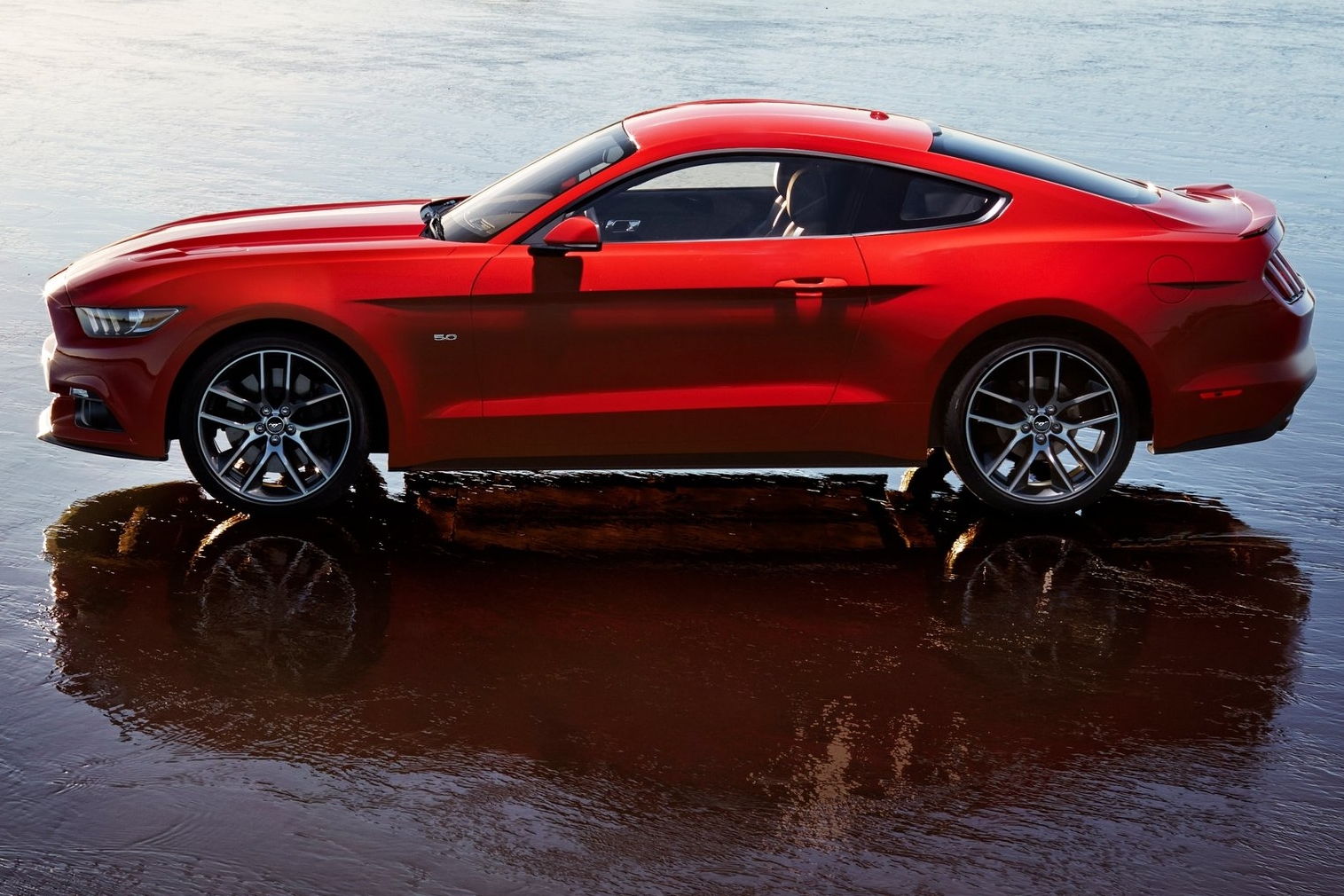 Novo Ford Mustang é Revelado Com Visual Mais Agressivo, Motor Inédito E ...