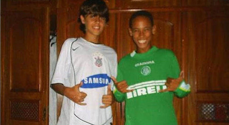 Foto de Neymar com a camisa do Palmeiras vazou nas redes sociais Foto de Neymar com a camisa do Palmeiras vazou nas redes sociais