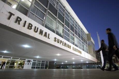 TSE discute criação de manual para juizes TSE discute criação de manual para juizes