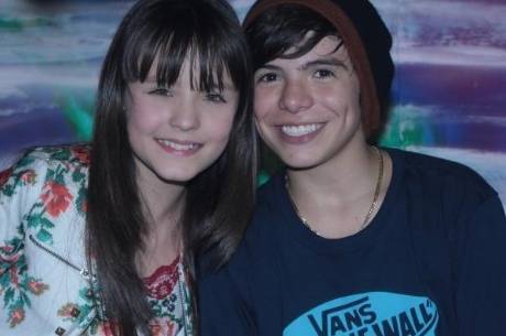 Larissa e Thomaz continuam amigos Larissa e Thomaz continuam amigos