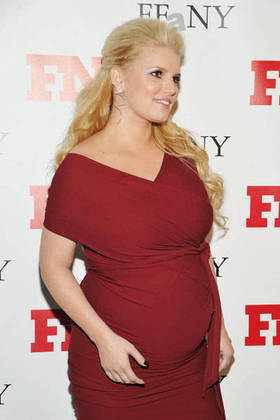 Jessica Simpson fala sobre como perdeu 45 quilos após terceira gravidez e  comenta: 'Me sinto mais nova' - Monet