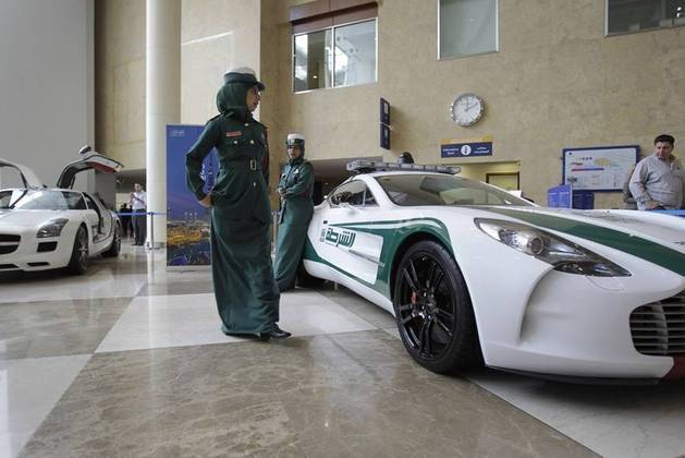 Baixe Dubai Corrida Carro de Polícia no PC