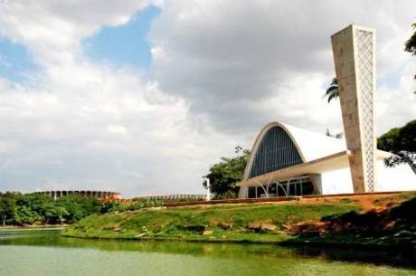 Igreja de São Francisco de Assis, a Casa do Baile, Iate, Museu de Arte e Casa Kubitscheck integram o complexo Igreja de São Francisco de Assis, a Casa do Baile, Iate, Museu de Arte e Casa Kubitscheck integram o complexo