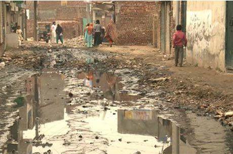 Em dez anos, políticos não atenderam demandas como saneamento em Lahore Em dez anos, políticos não atenderam demandas como saneamento em Lahore