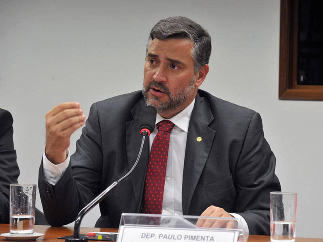 O deputado federal Paulo Pimenta (PT-RS)  em entrevista na Câmara dos Deputados (Luis Macedo / Câmara dos Deputados)